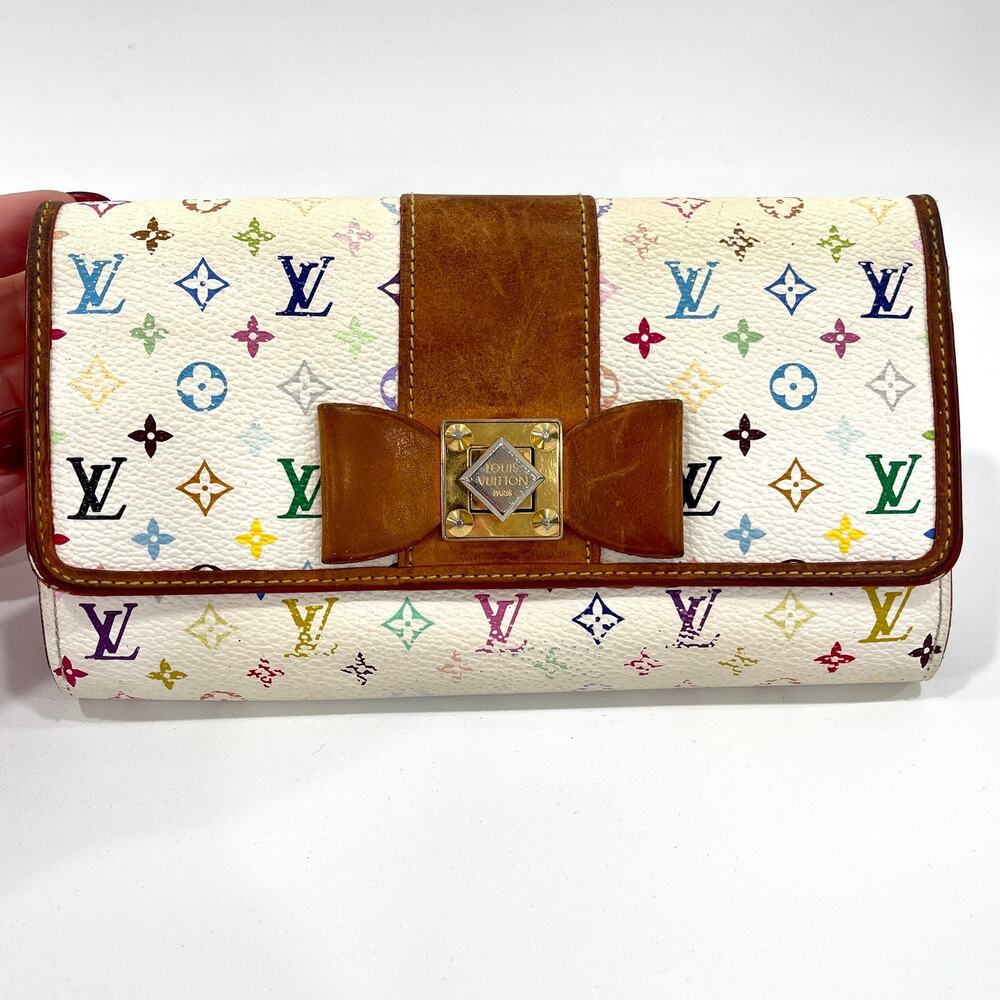 Louis Vuitton RARE Murakami Multicolor Bow Turn Lock Sarah Wallet White Pink Y2K - Picture 4 of 16